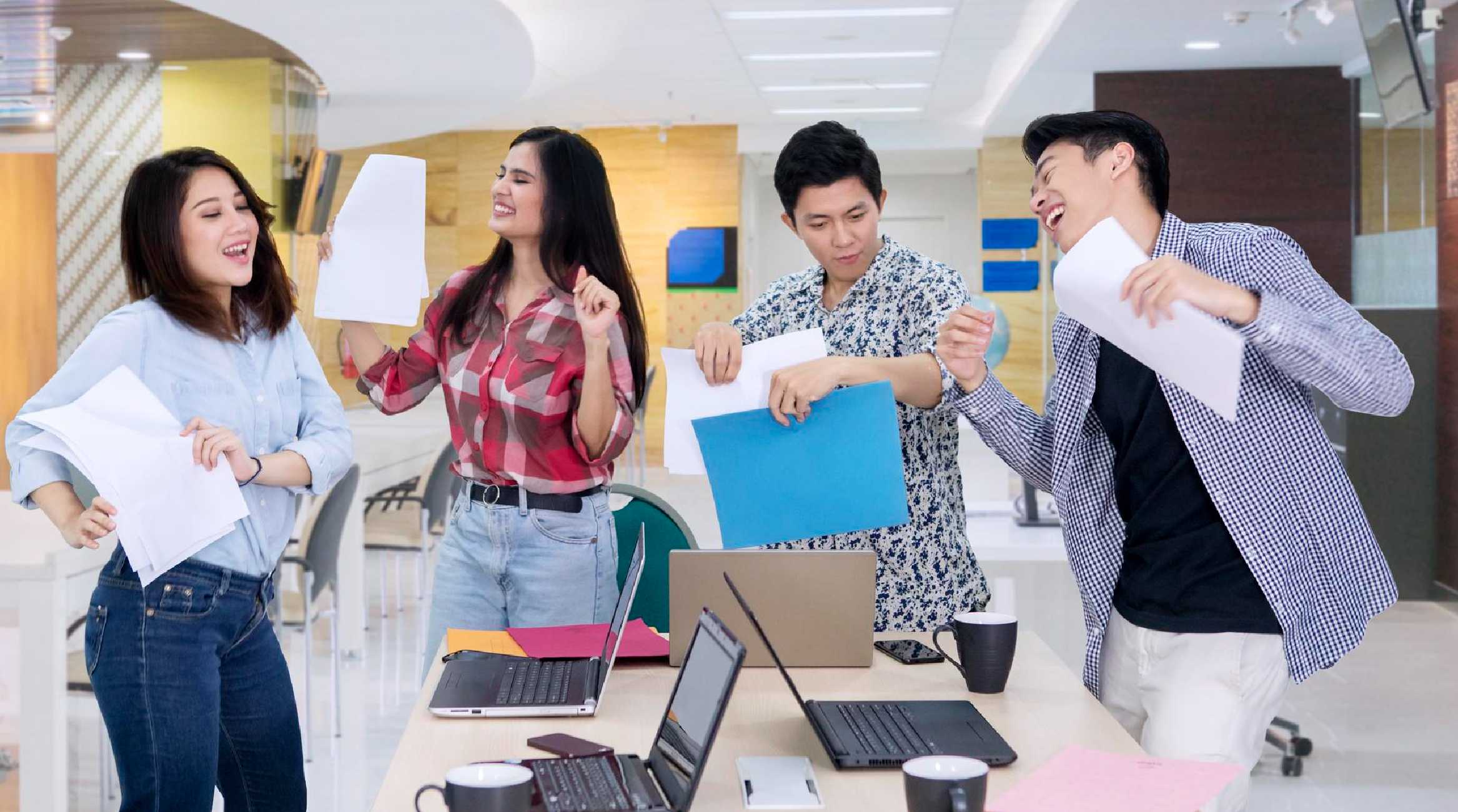 Gen Z เปลี่ยนโฉมออฟฟิศและรูปแบบการทำงานอย่างไร